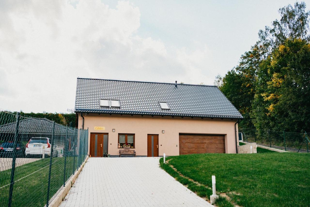 Apartman Na Palouku Povrly Екстериор снимка
