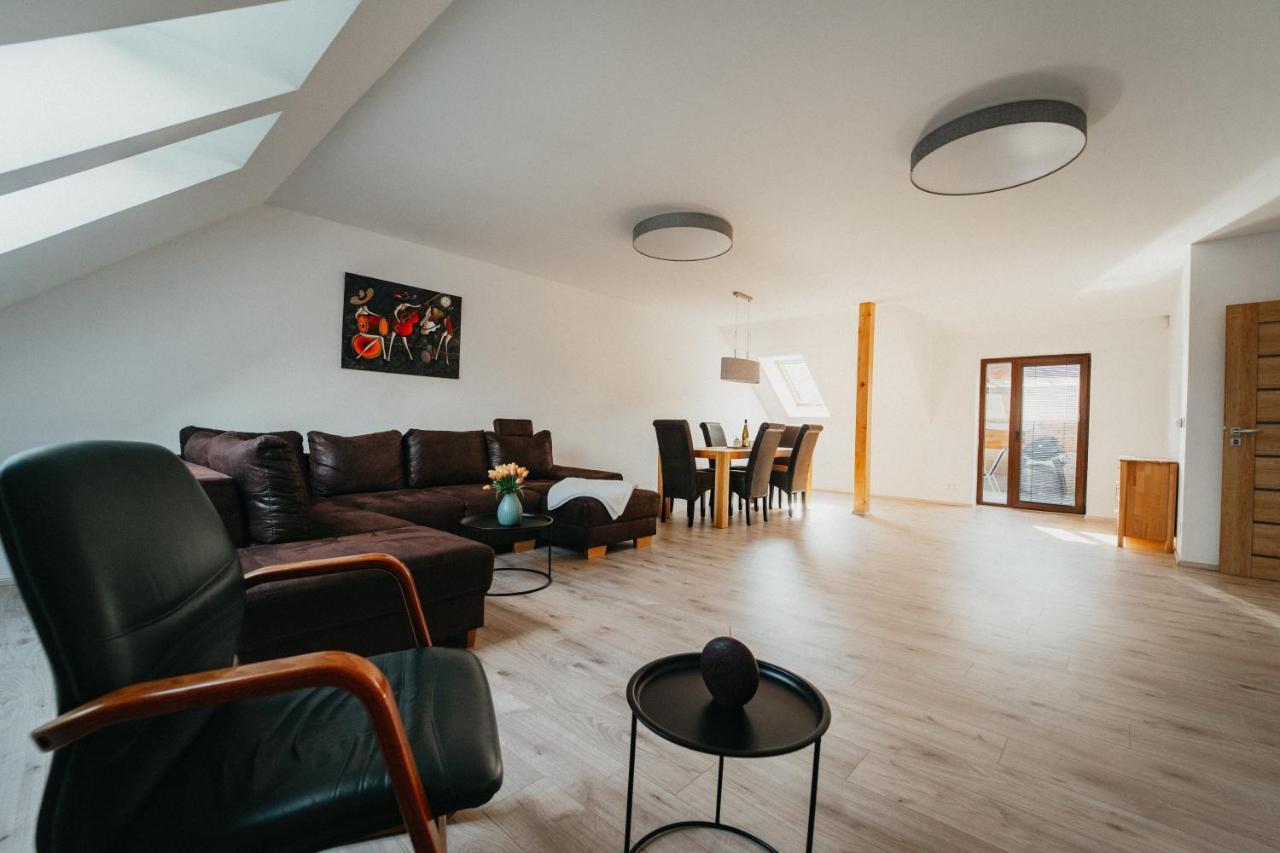 Apartman Na Palouku Povrly Екстериор снимка